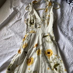 Tea-length linen Vince Camuto dress